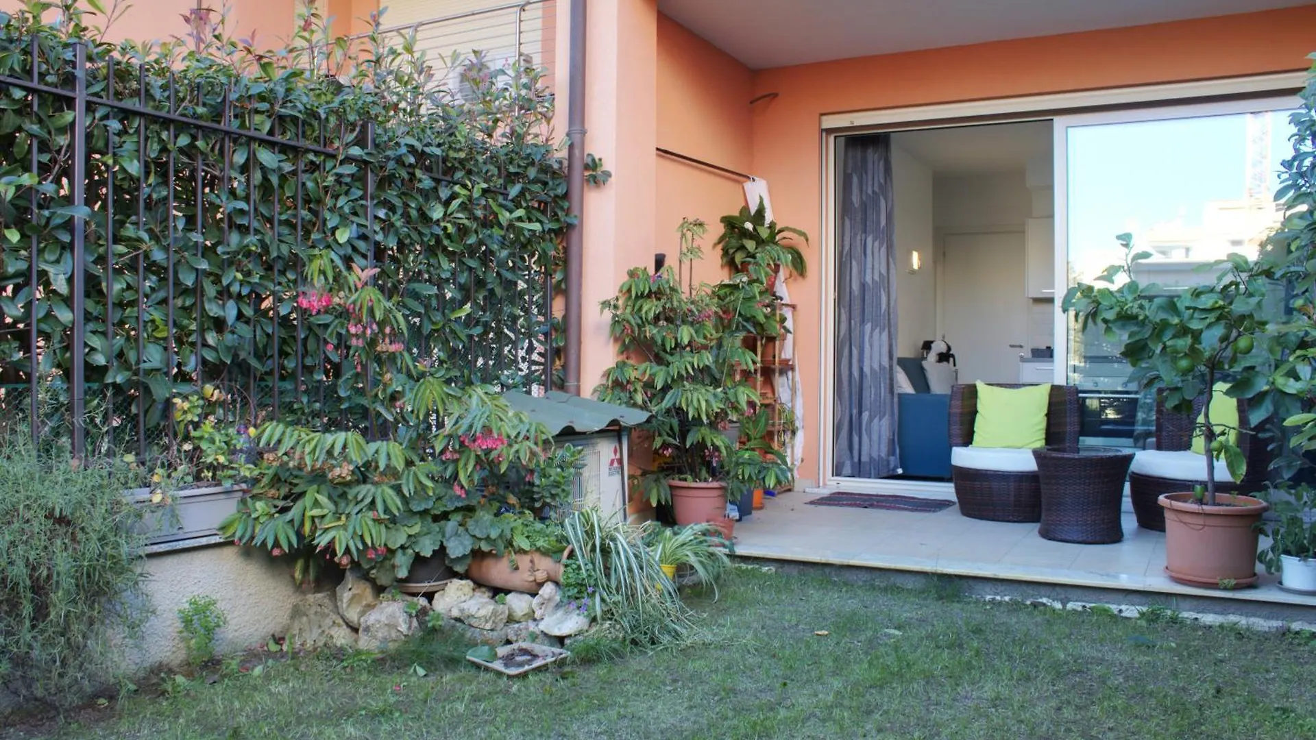 Relax Con Giardino A 8 Minuti A Piedi Dal Mare Apartment Loano